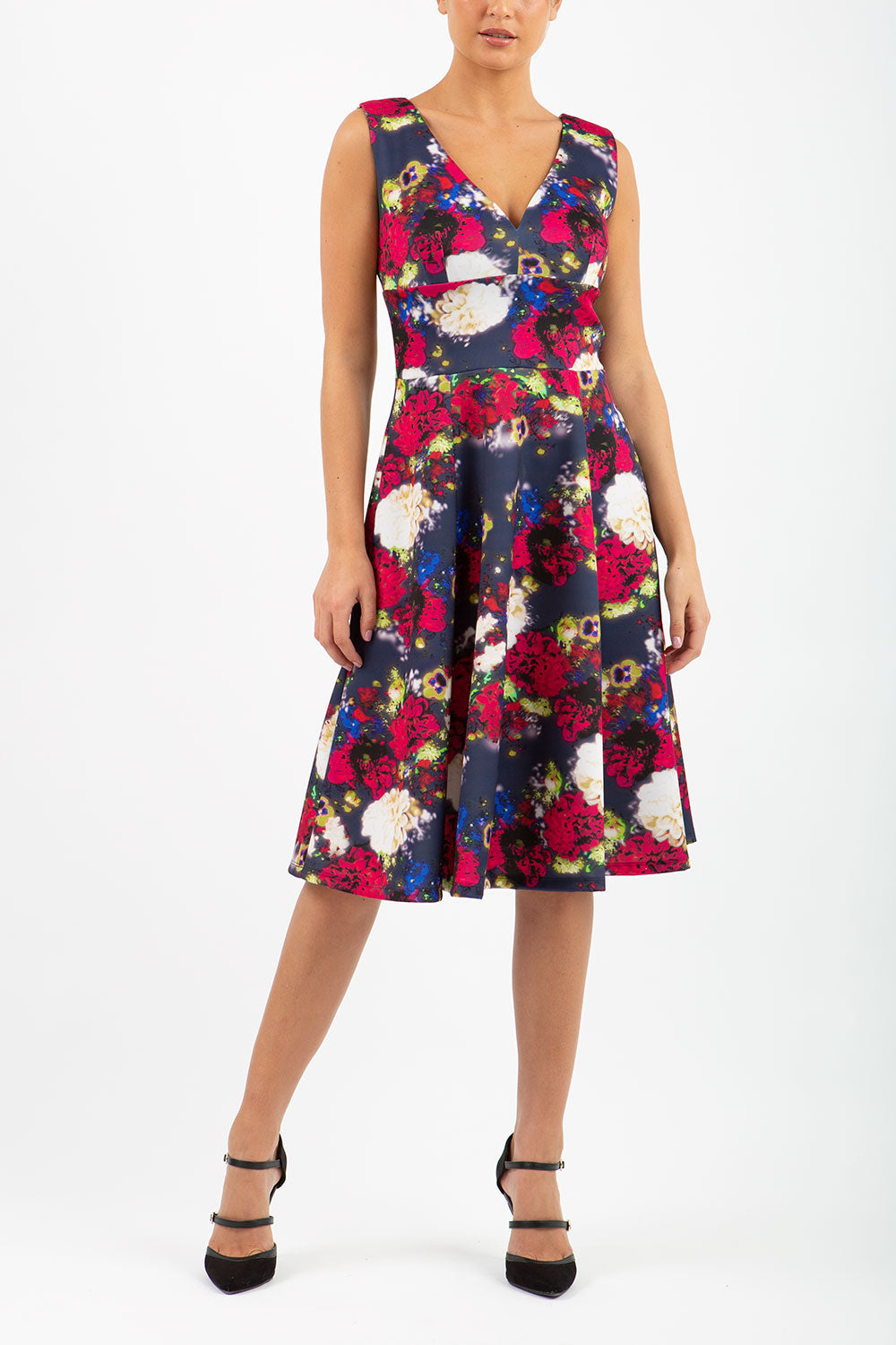 model wearing the Aldeburgh Print swing Dress with v-neck short sleeve front image